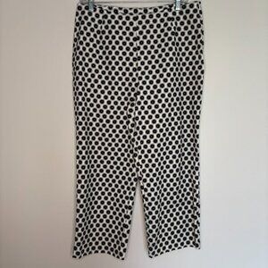 CHICO'S Cropped Pants Womens 2 Side Zip Black White Flower Stretch